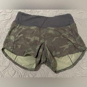 Lululemon camo mid rise shorts